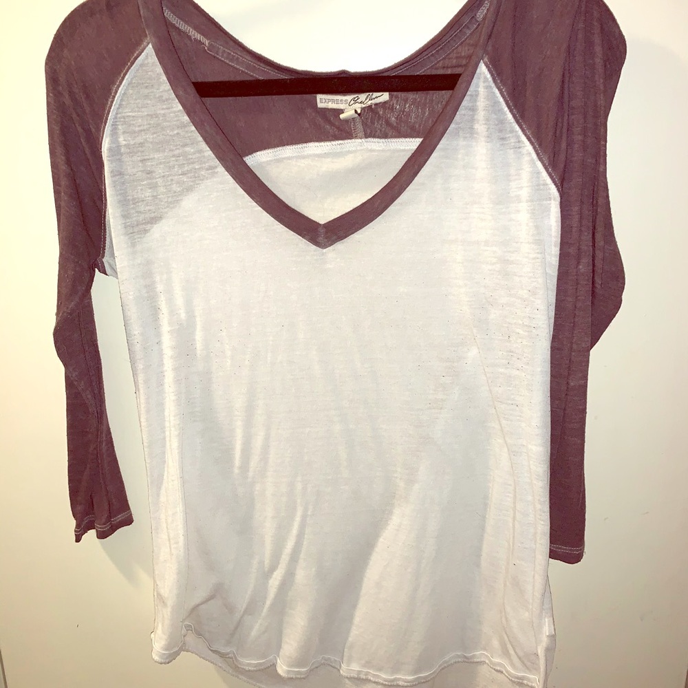 Express baseball tee